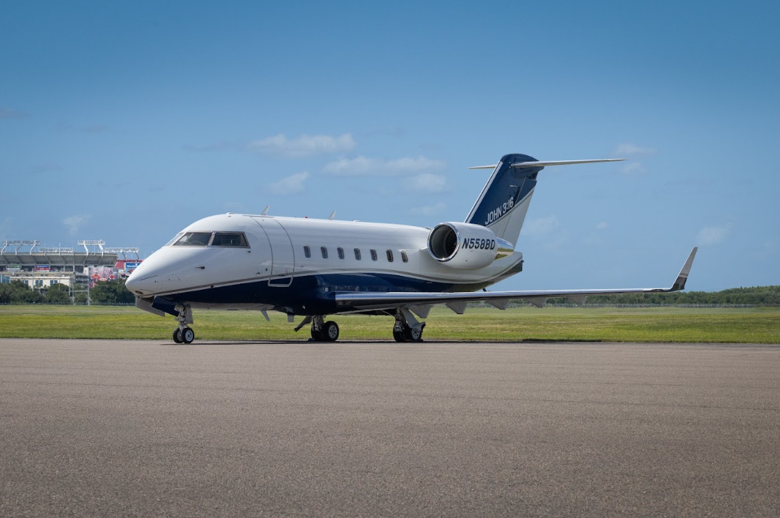 Bombardier CL 604  S/N 5598 for sale | gallery image: /hal/userfiles/images/listing-images/48889/Screenshot 2026-07-17 141714.png